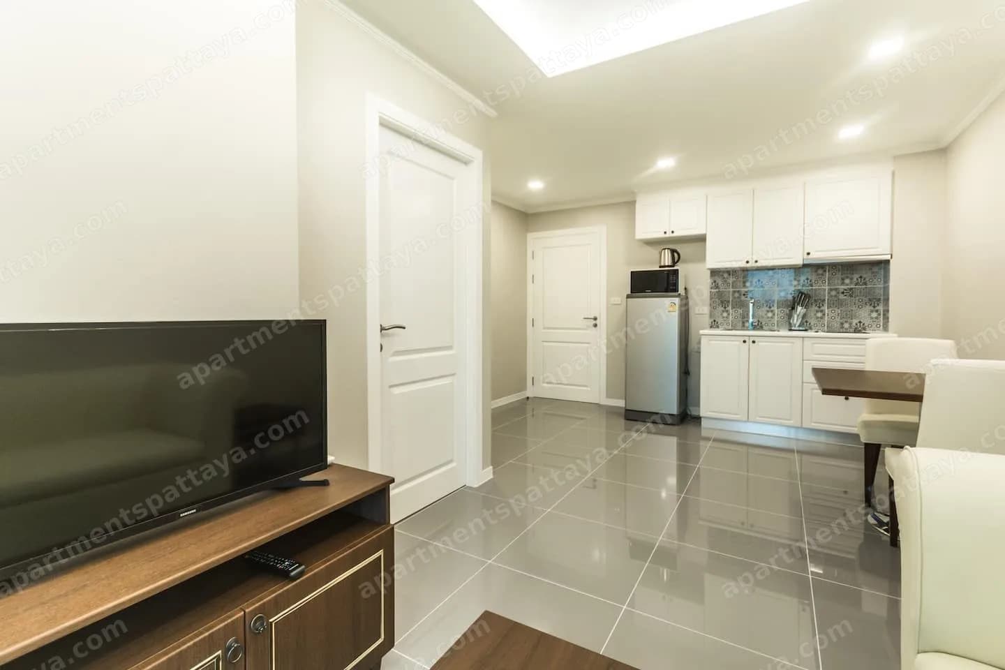 Просторная 1-bedroom квартира в Джомтьене